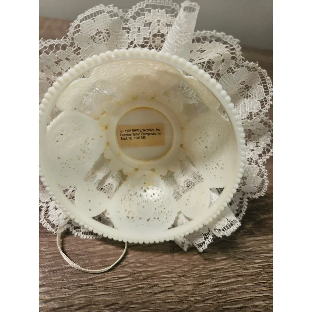 Vintage Wedding Cake Topper Lot 4pc Wilton Bride Groom Retro Lace Floral 1993